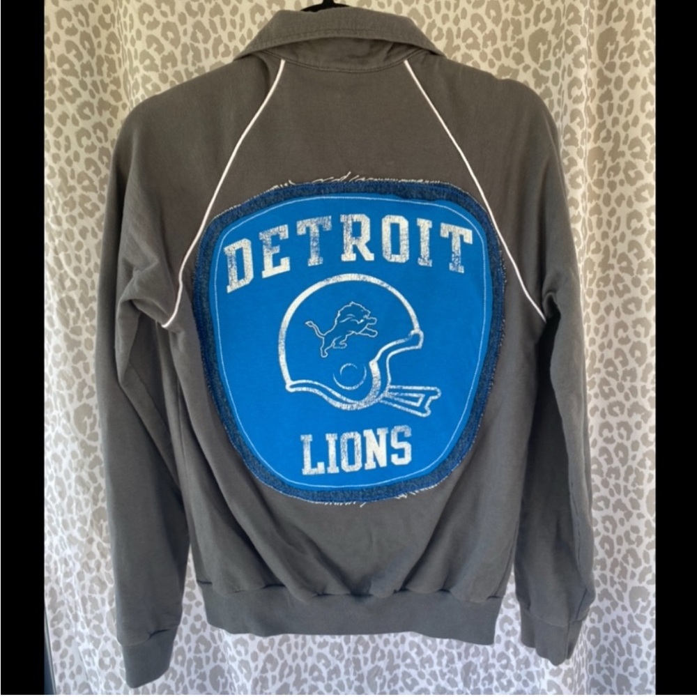 Detroit Lions zip up